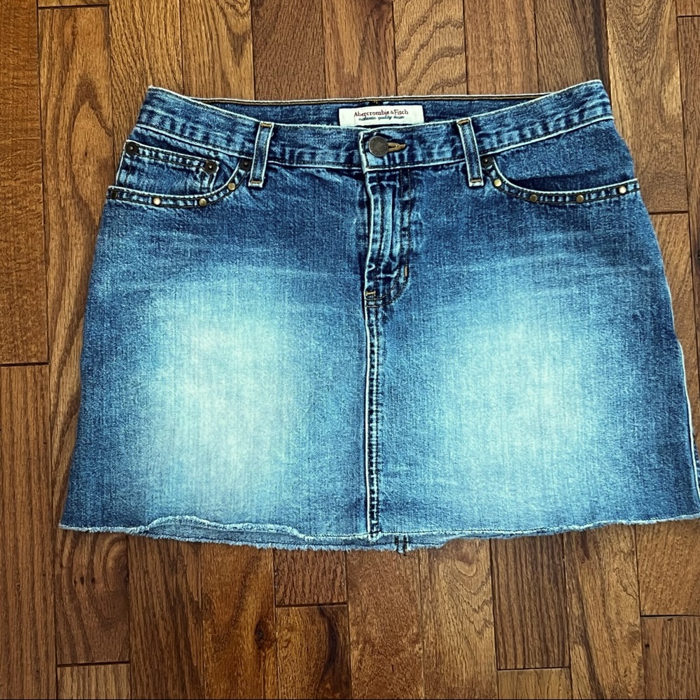 Abercrombie & Fitch Mini Skirt Dark Blast Wash Size 4